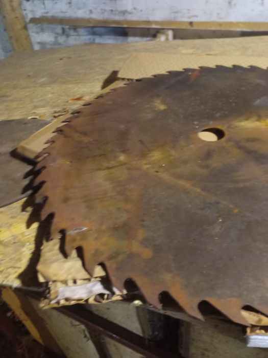 Металевий   диск по дереву1200грн