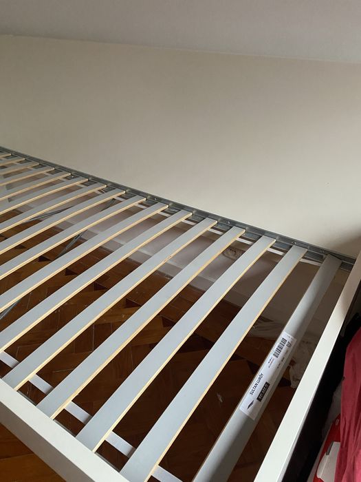 Cama solteiro c/ estrado (opção c/ colchão)