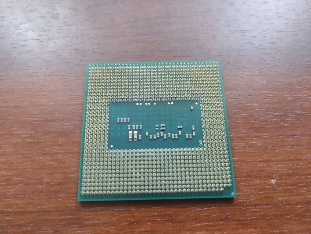 Продам Intel Core i7-4700MQ (SR15H)