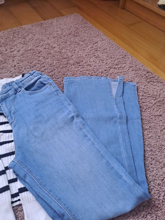 Conjunto calça  de ganga e camisola