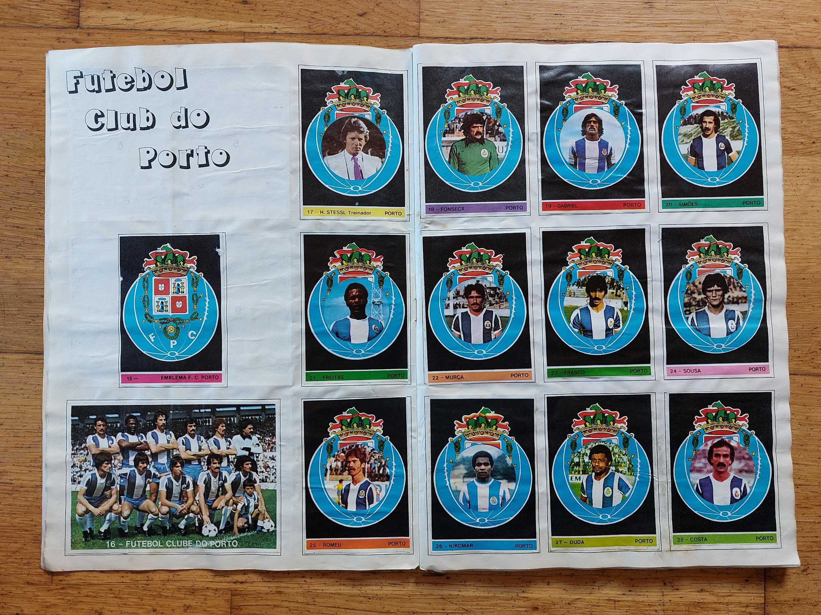 Caderneta de cromos "Futebol e Juventude" Completa