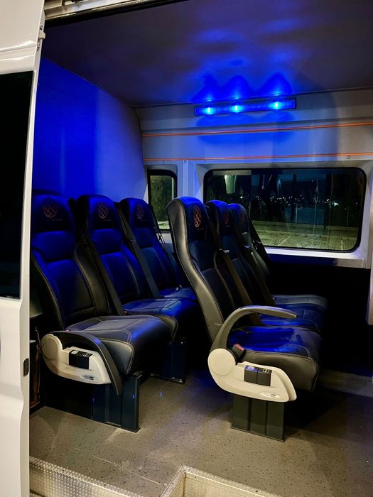 Fiat Ducato 9 lugares