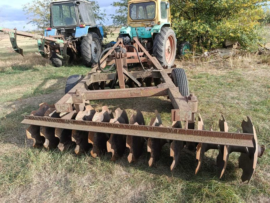 Продам ЮМЗ з дісковою