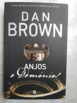 Livro "Anjos e Demónios"-Dan Brown