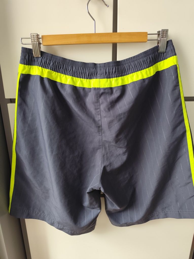 Krótkie spodenki sportowe Real Madryt Adidas r. S