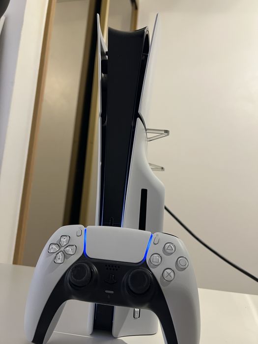 PS5 slim com leitor de discos + jogos