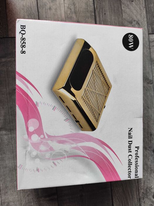 Pochłaniacz pyłu do paznokci stan bdb biały