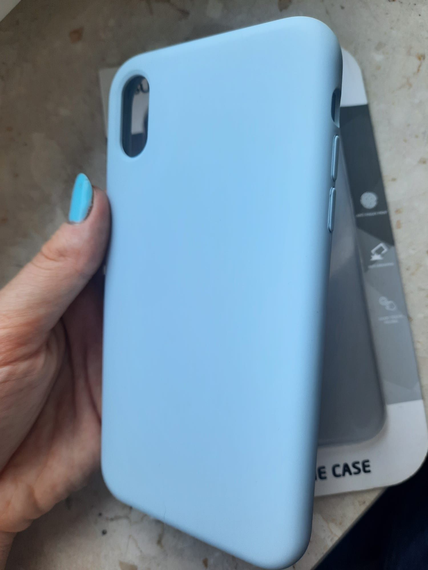 Etui Surphy dla Iphone XR z mikrofibrą