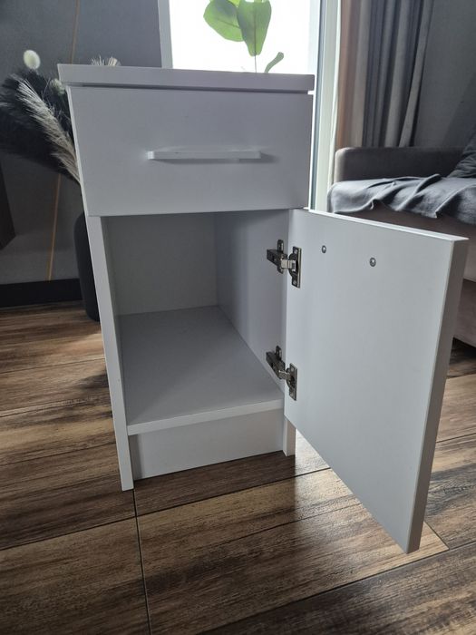 Szafka kantorek do biurka pokoju