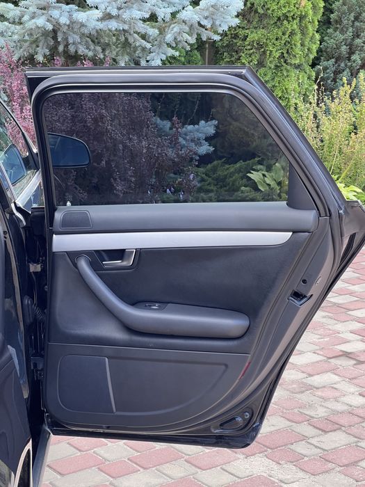 Audi a4 B7  1.6 MPI  Макимальна комлектація 2007 рік