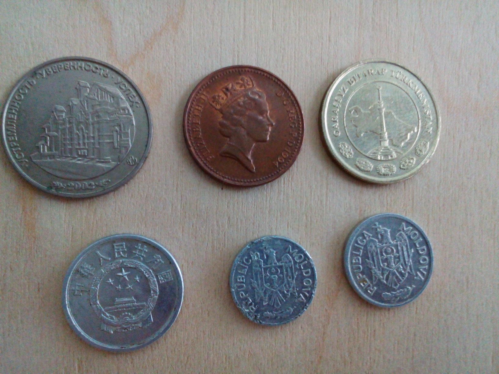 Монеты 1 пенни 1 фэнь 1 фактор 10 тенге 1 бан 5 бани one penny