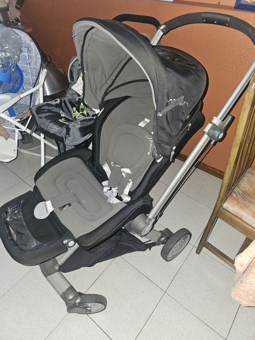 Vendo carrinho de bebé