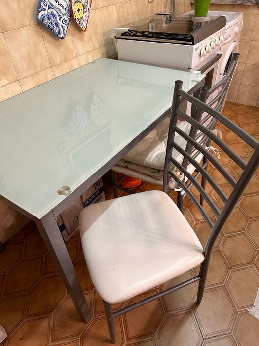 Mesa de Cristal como novo