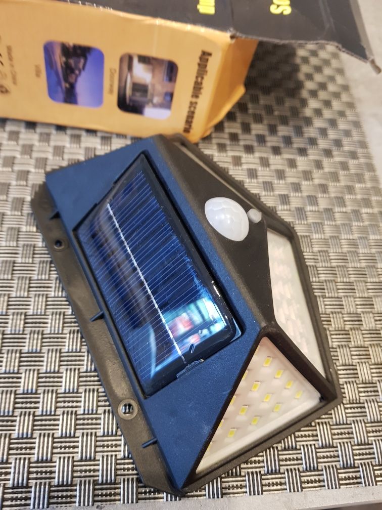 Led lampa solar 100