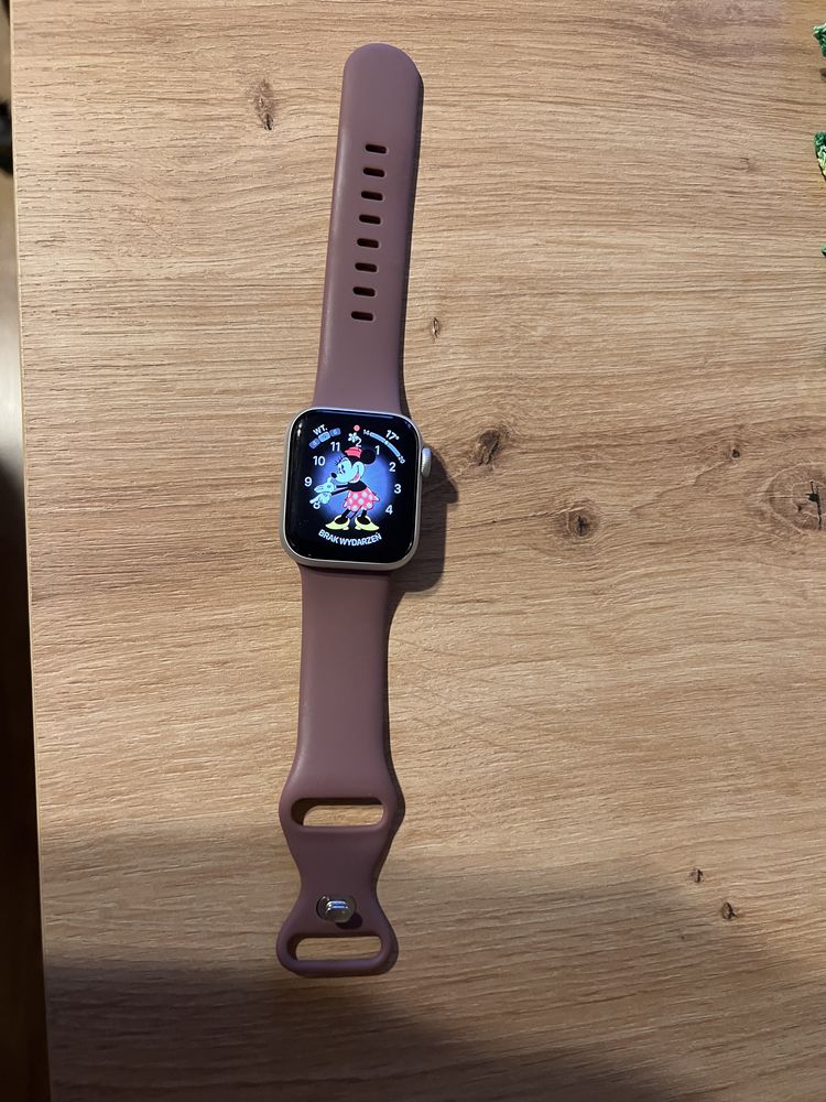 Apple Watch SE 2 40 mm, jak nowy na gwarnacji,