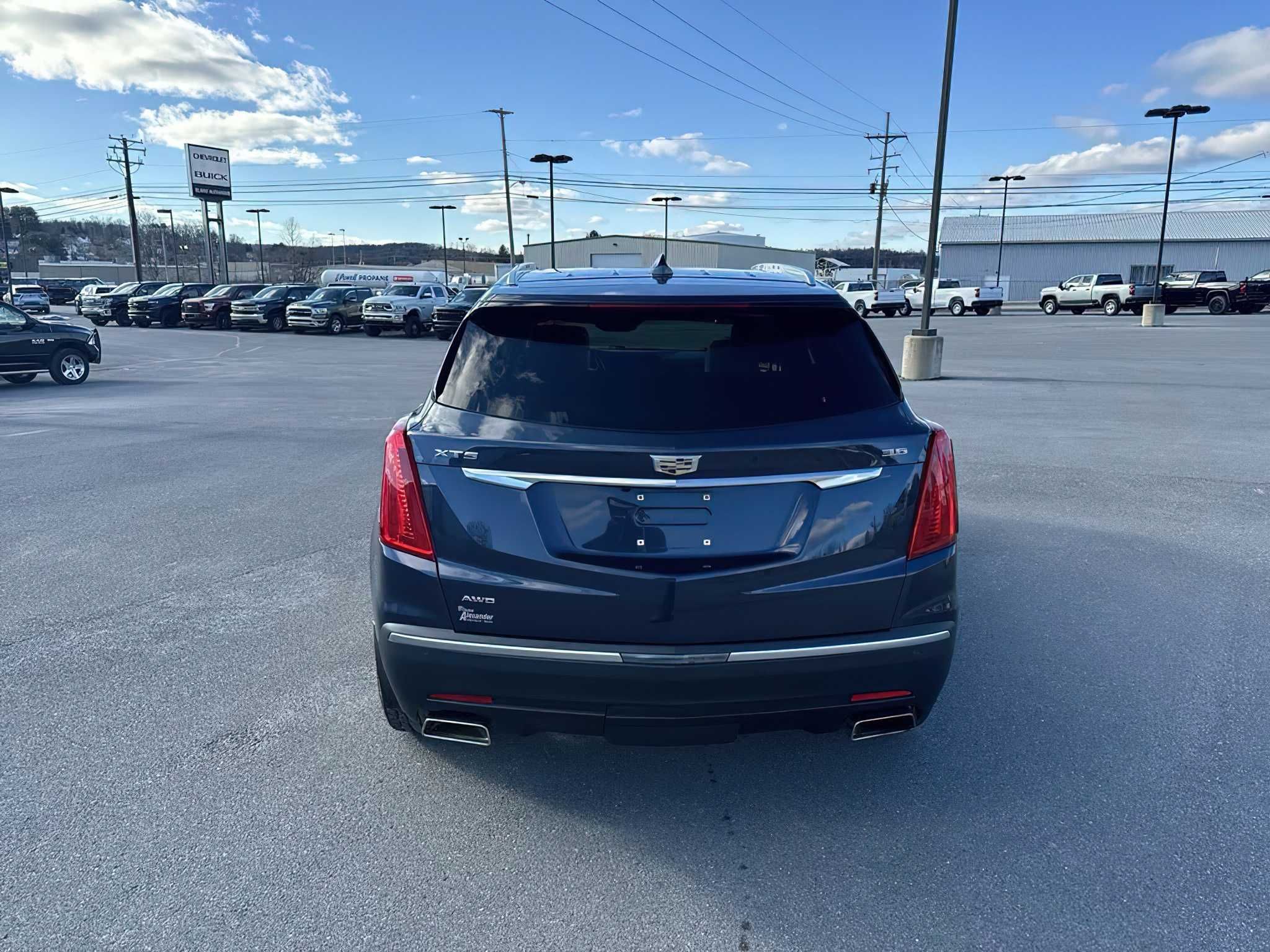 Cadillac XT5 2018  Luxury