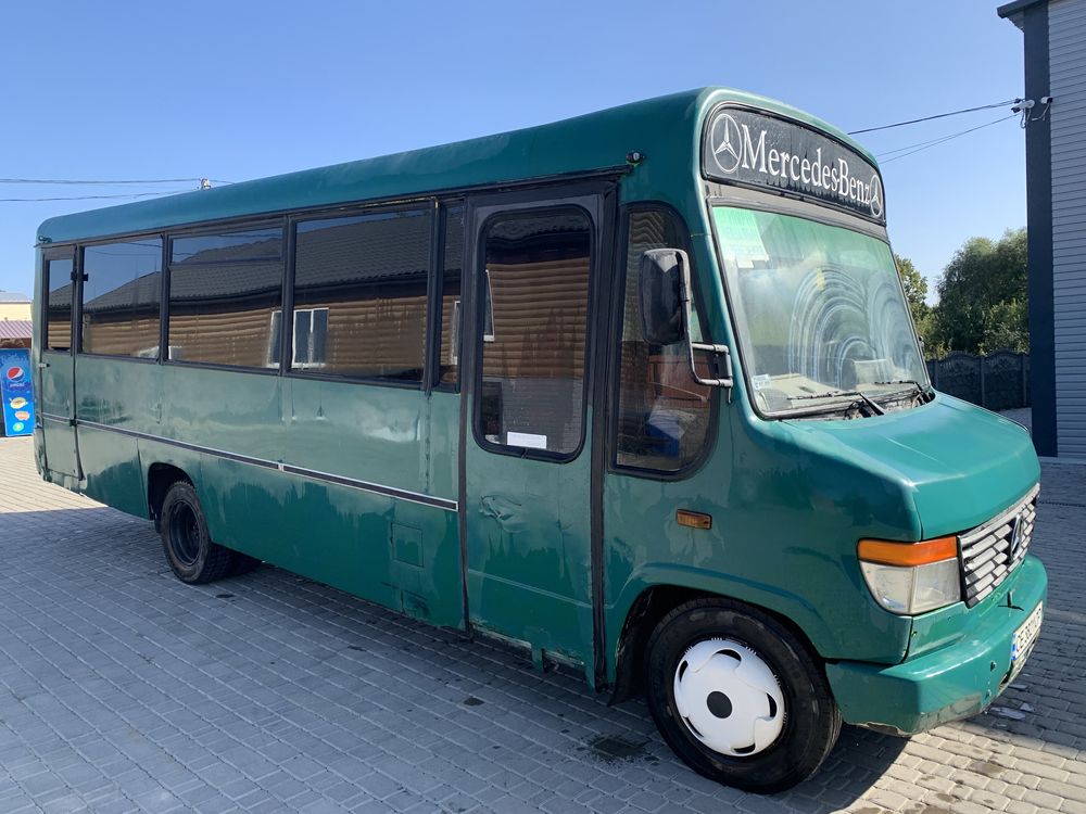 Mercedes Vario 814