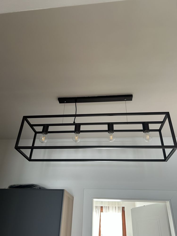 Lampa w stylu industrialnym