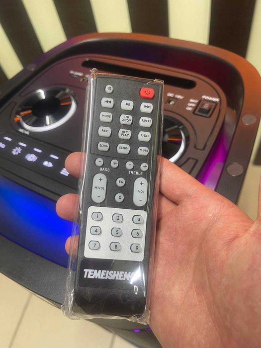 Портативная активная Блютуз колонка Temeisheng 200вт - 2 - Микрофона