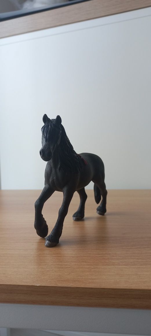 Figurka konia marki Schleich