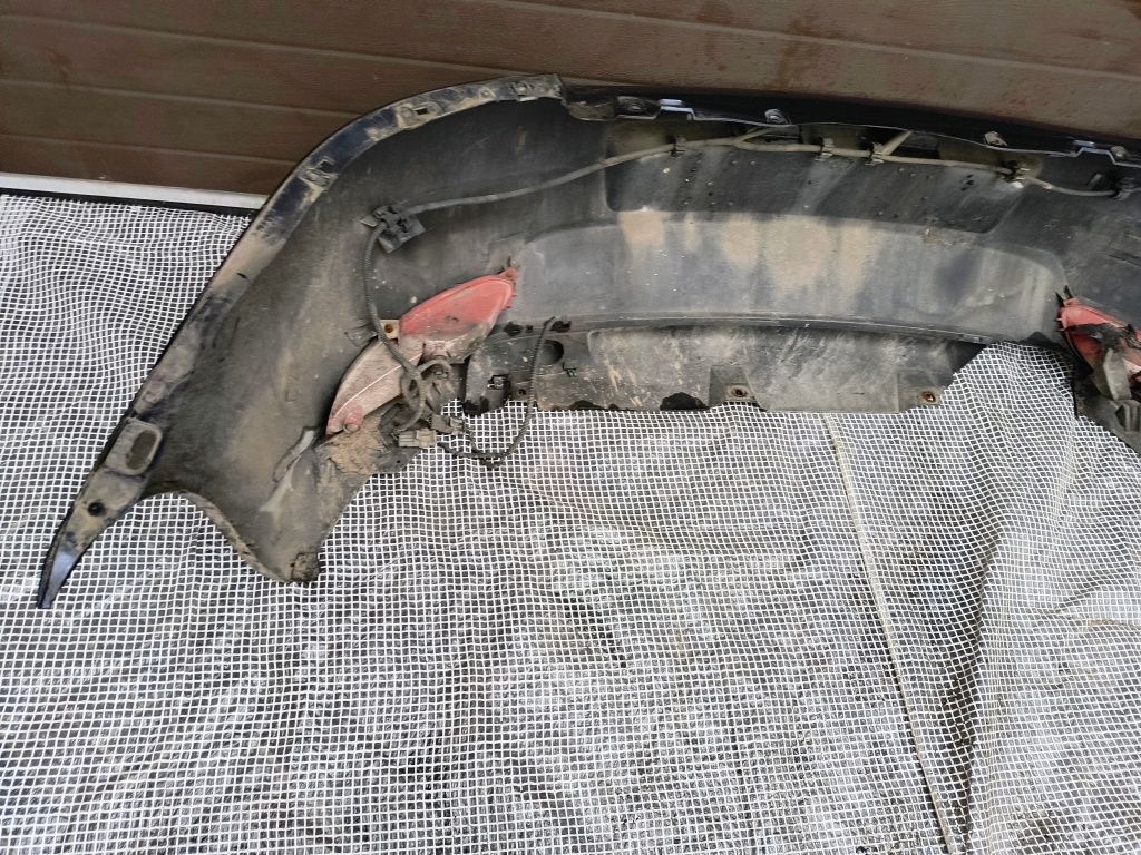Zderzak tył Alfa Romeo GT kod 245 wysyłka lampy tył kompletny