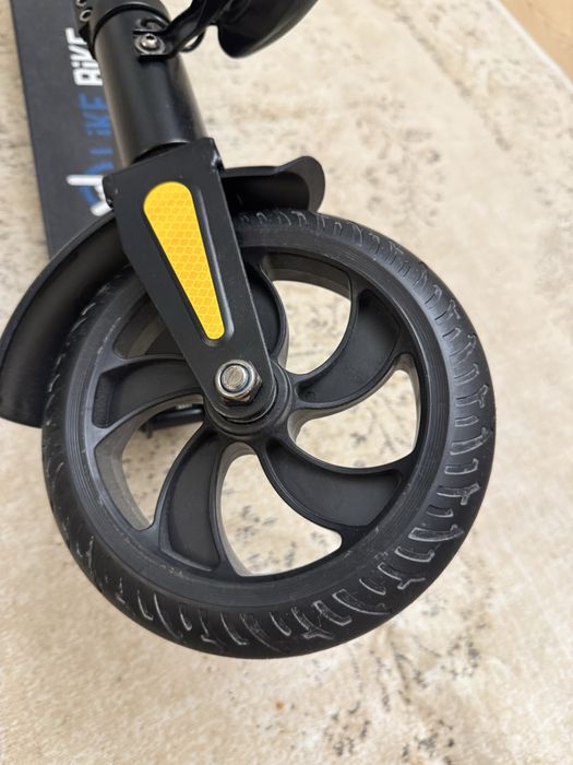 Електросамокат Like.bike