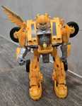 Hasbro Transformers Rise of the Beasts - Figurka Beast-Mode Bumblebee