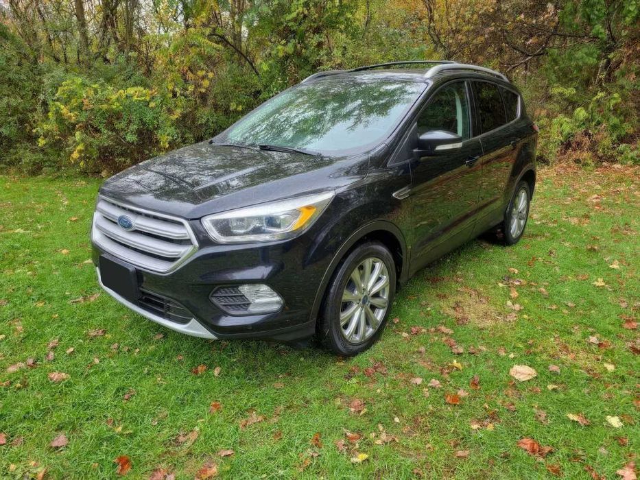 Ford Escape Titanium      2018