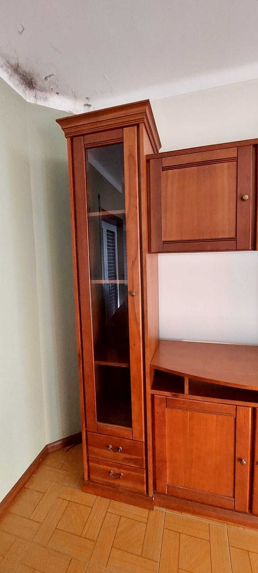 Vendo Móvel de Sala em Cerejeira, em bom estado