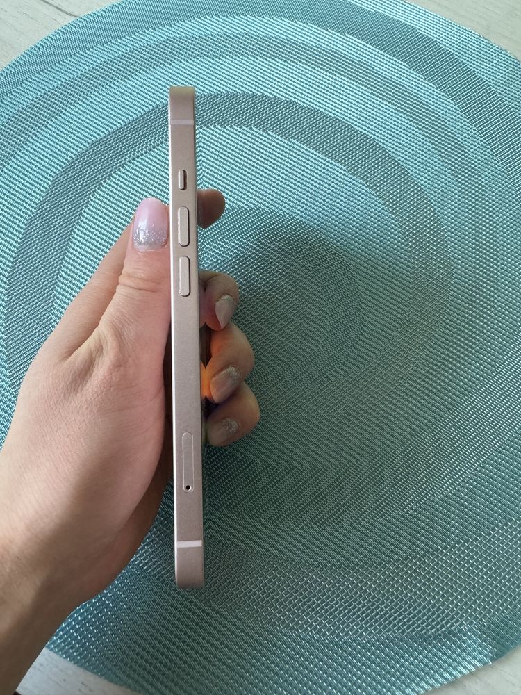 Продам iPhone 13 /128 Gb