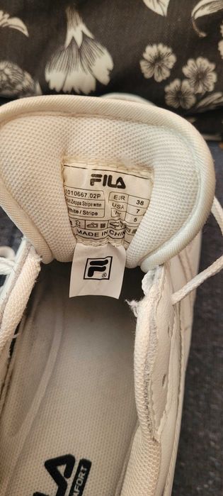 Białe damskie buty skórzane Fila ,roz 38