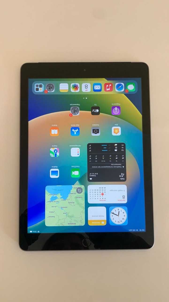 Планшетний комп'ютер APPLE iPad 5th 32GB Space Grey