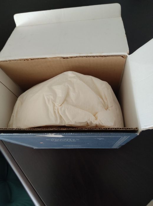 Taça antiga de cristal da Boémia, nova