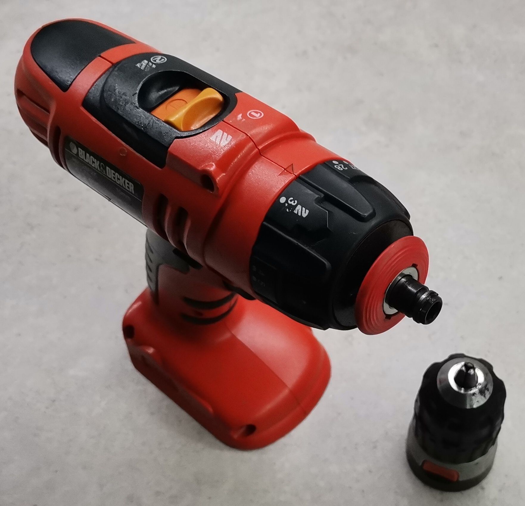 Wkrętarka Black&Decker HP126F2K 12V sprawna