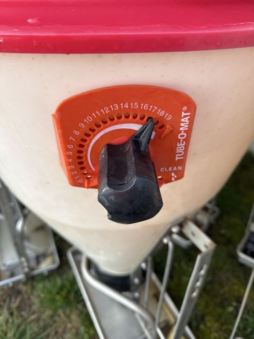 Karmniki - Tubomaty dla warchlak i tucznik - pasnik