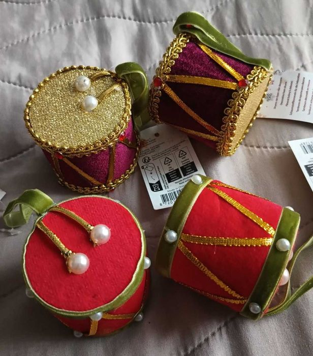 zestaw 4 sztuk zawieszek świątecznych