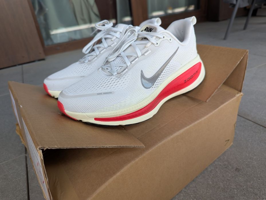 Nike Performance VOMERO 18