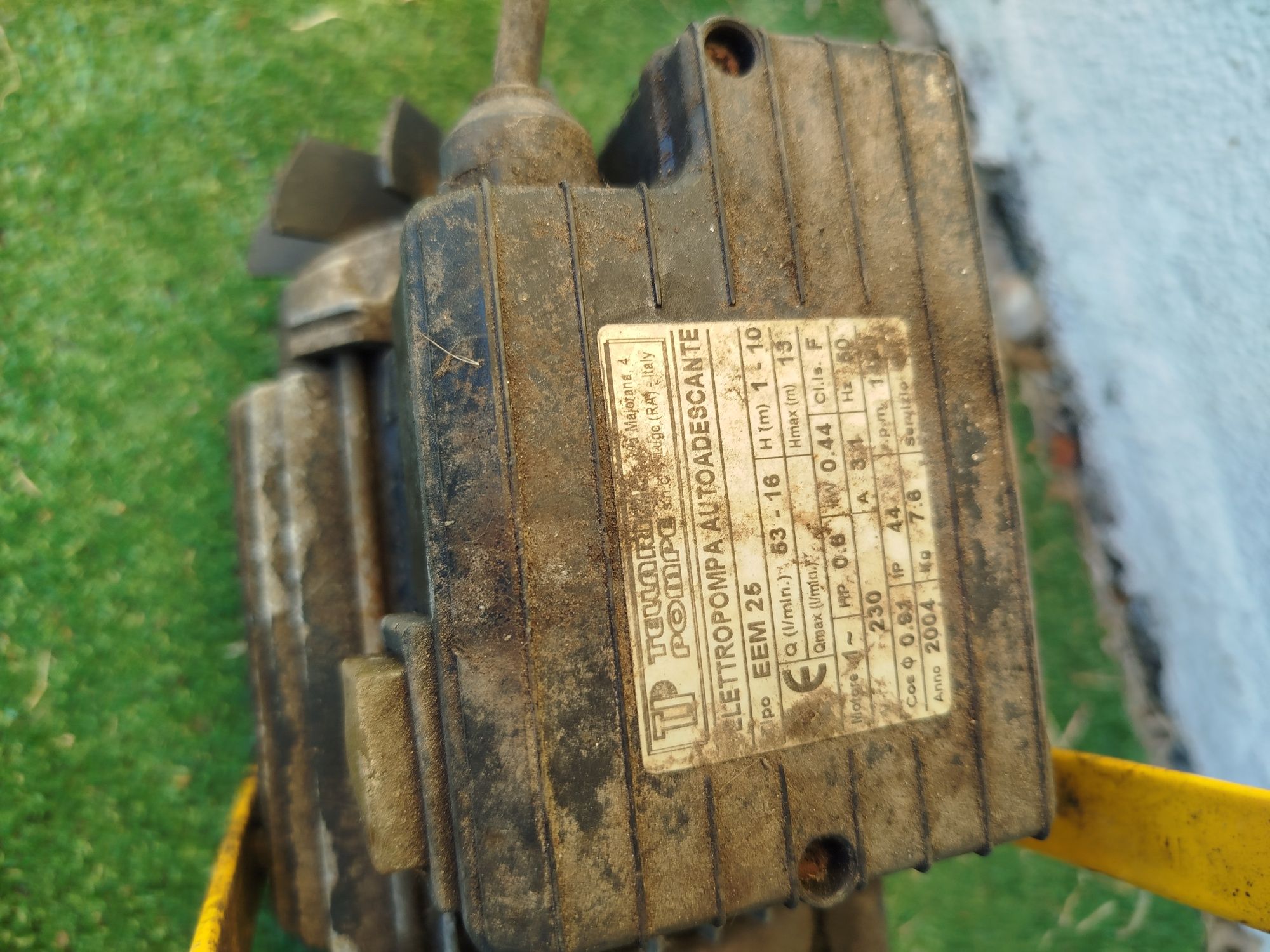 Bomba Autoaspirante TP EEM25