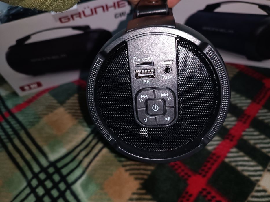 Портативна bluetooth колонка Grunhelm GW-311-BL або GW-311-DB