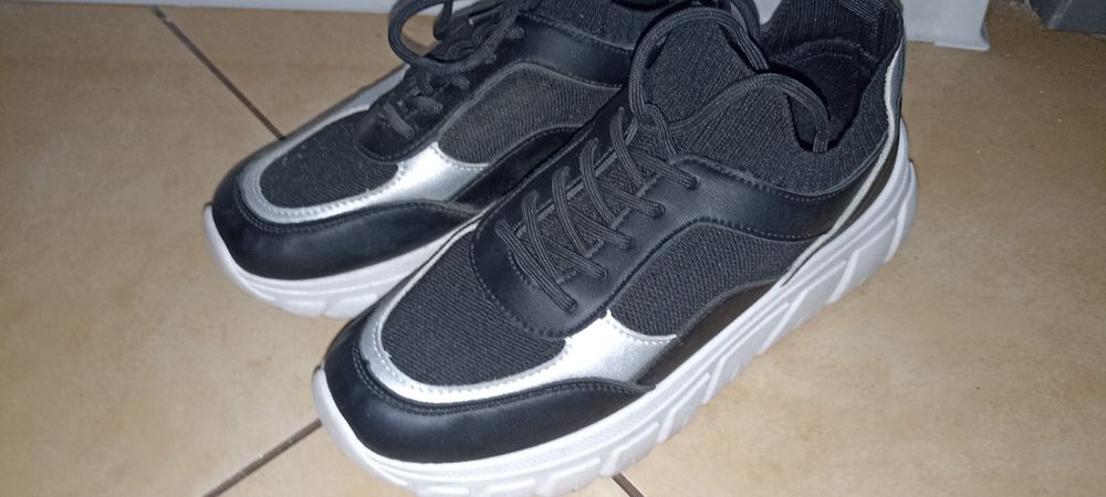 Sprzedam buty damskie