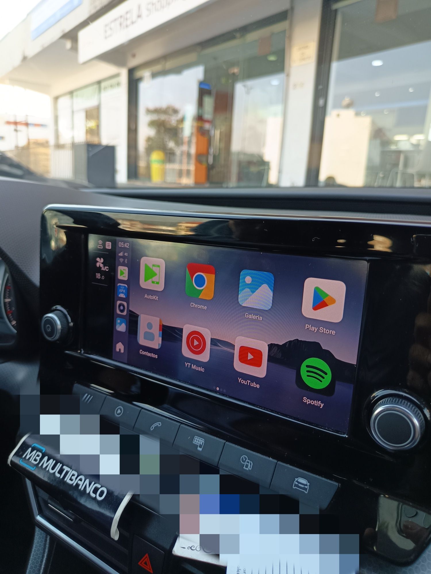 Sistema multimédia para Apple Carplay