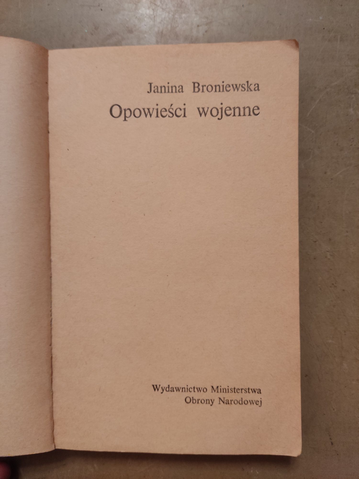 Opowieści Wojenne - Janina Broniewska