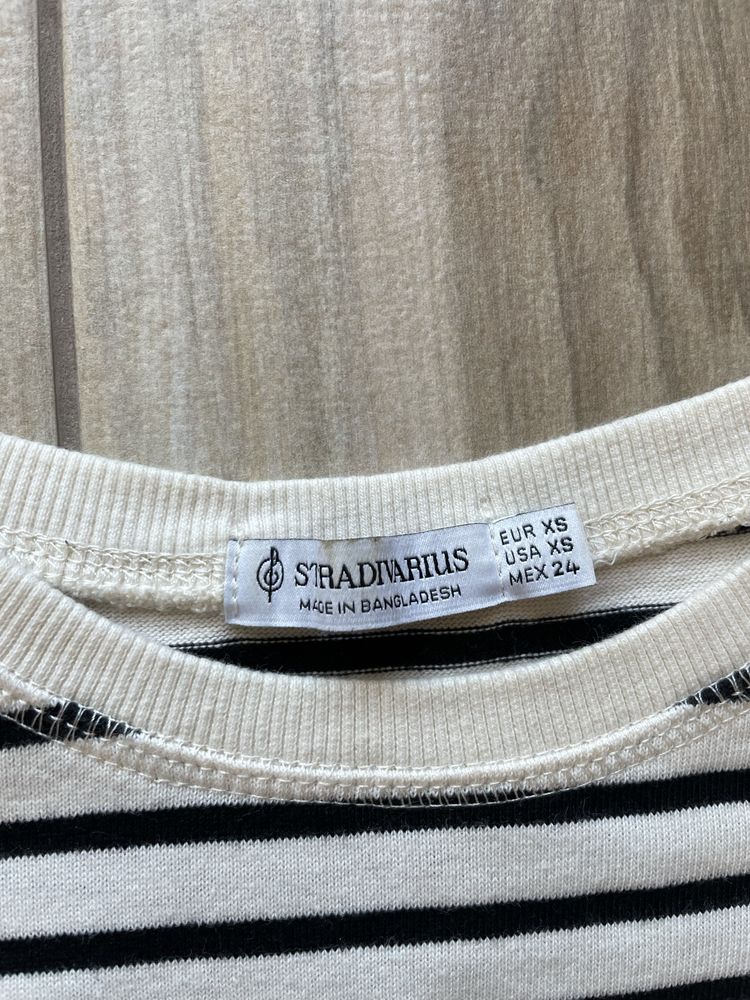 Кофта від Stradivarius