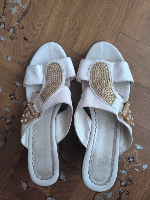 Шльопанці жіночі