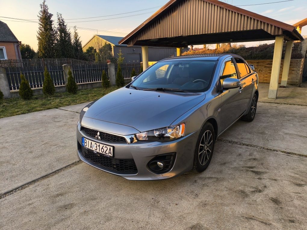 Mitsubishi Lancer