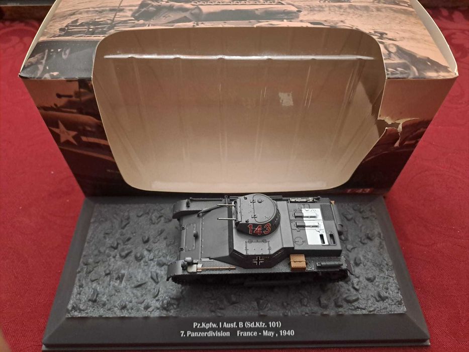 8-Modelos de Tanques 1/43 WW2