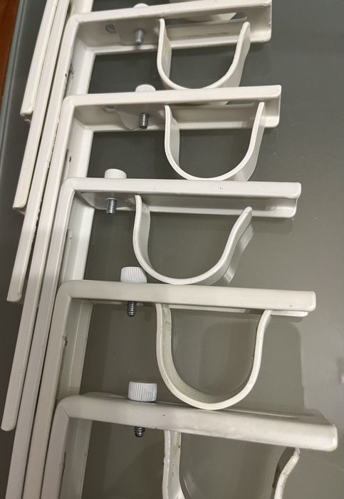 BETYDLIG…10 Suportes de Parede/Teto do IKEA