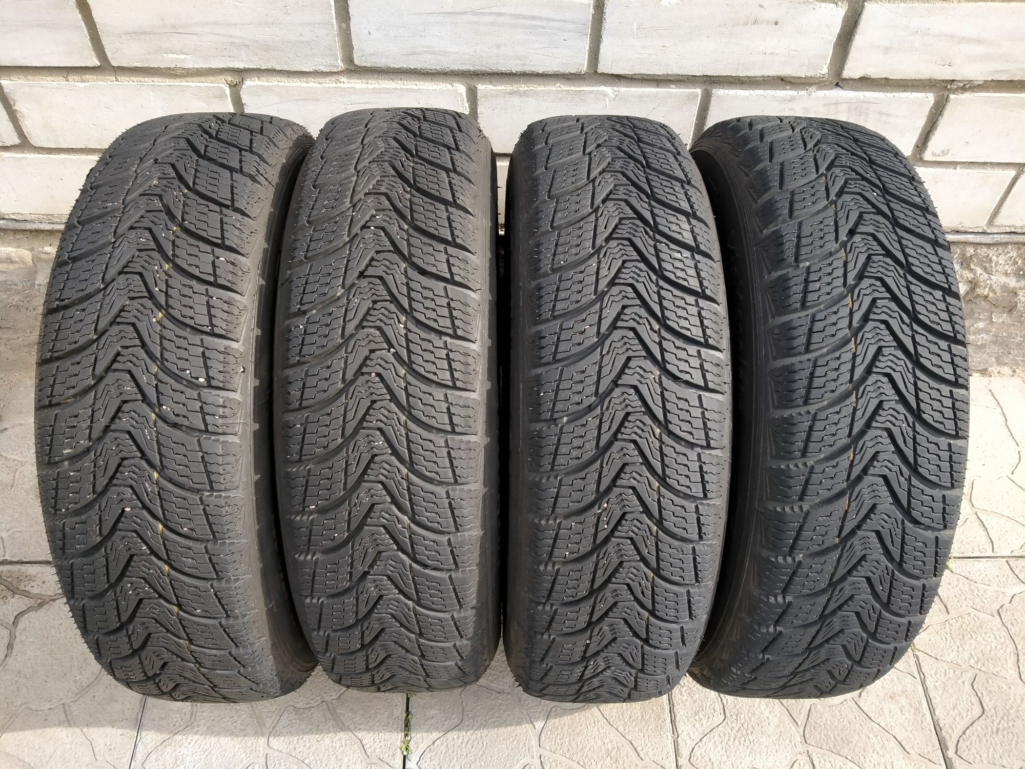 Зимові шини Premiorri  175/70 R13 2022рік