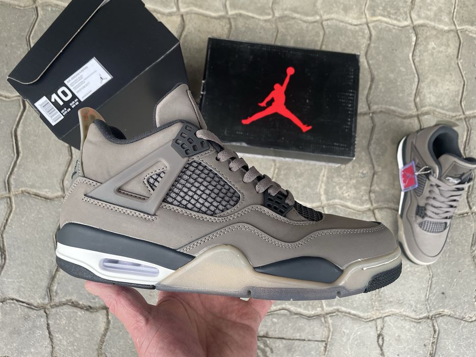Jordan 4 Retro “Cave Stone” в наявності