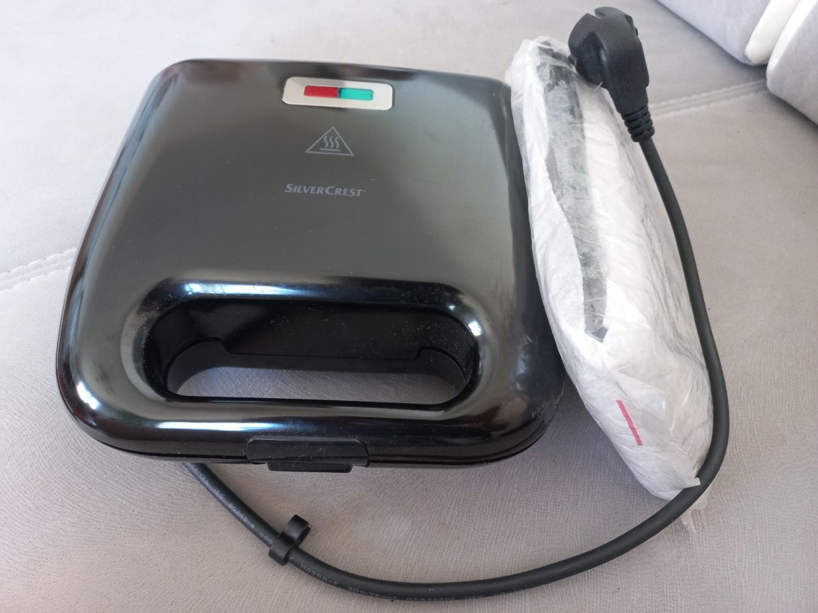 Sandwich gofrownica Silver Crest 750W